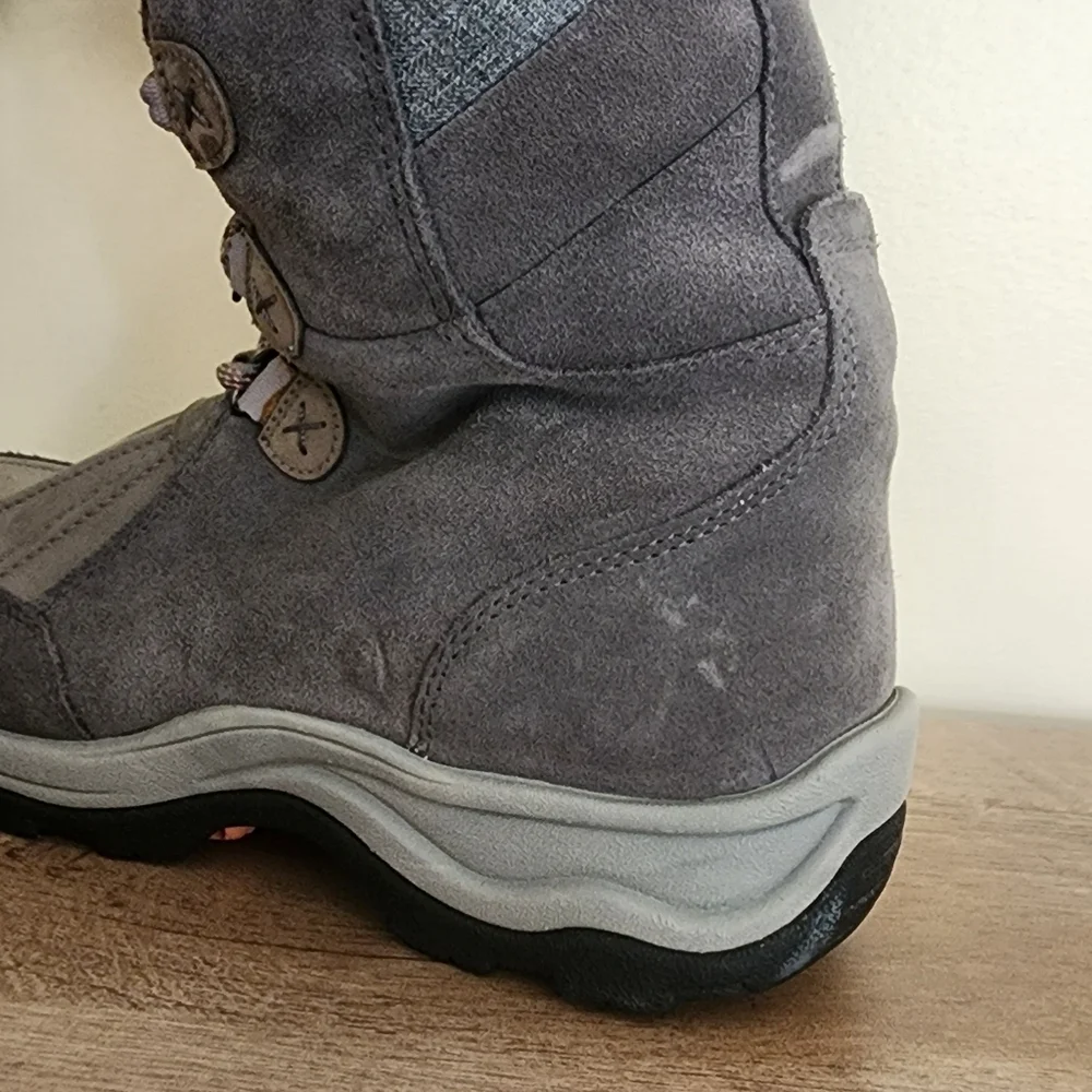 Women's Clarks Wintry Hi Tall Temps -20 C Grey Suede Winter Boots US 9.5 UK 7